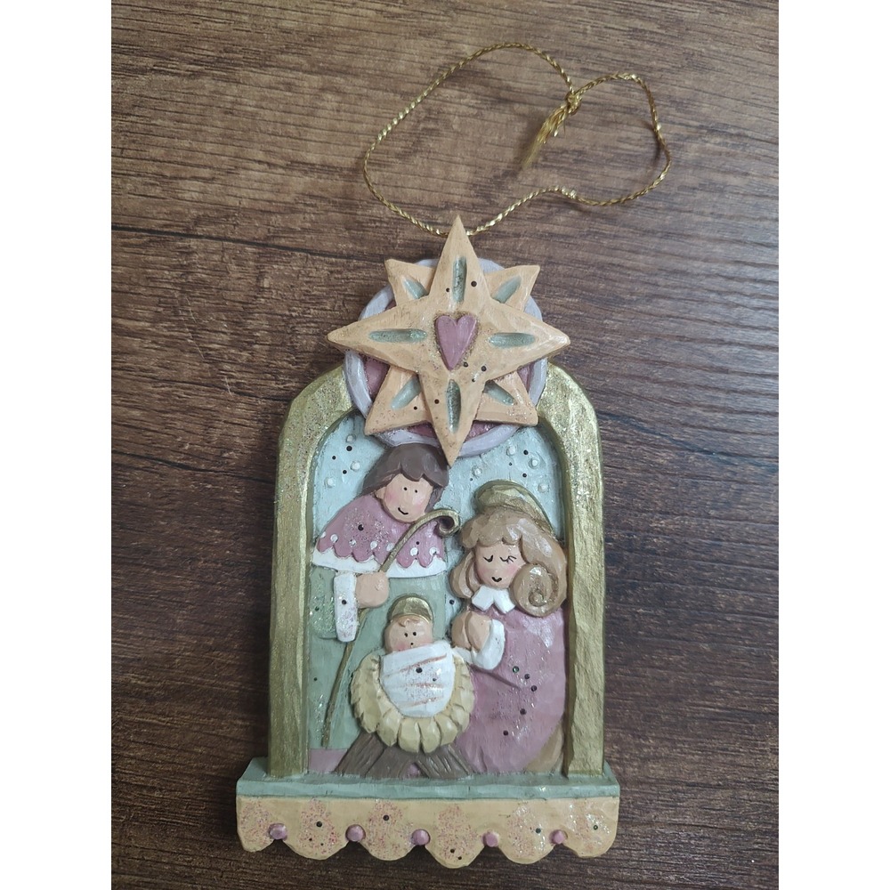 Christmas Tree Ornament: Mary Joseph Baby Jesus In Manger Holy Family Nativity
